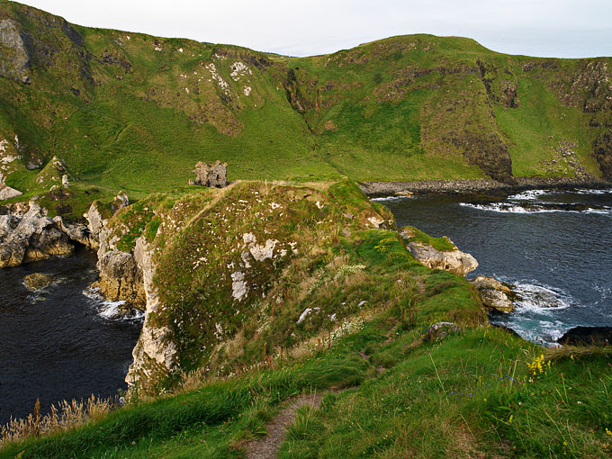 Kinbane Castle 10