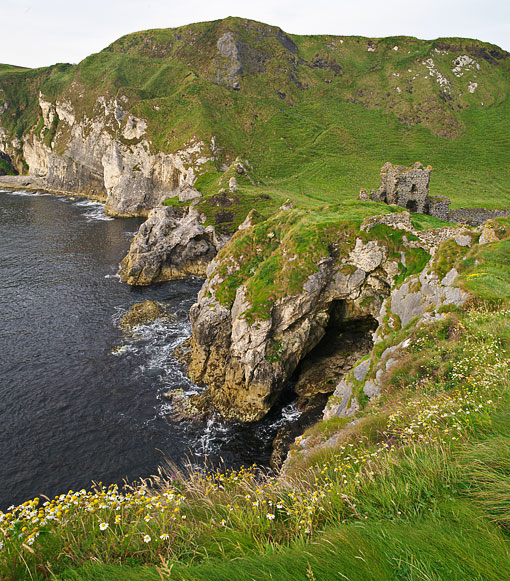 Kinbane Castle 8